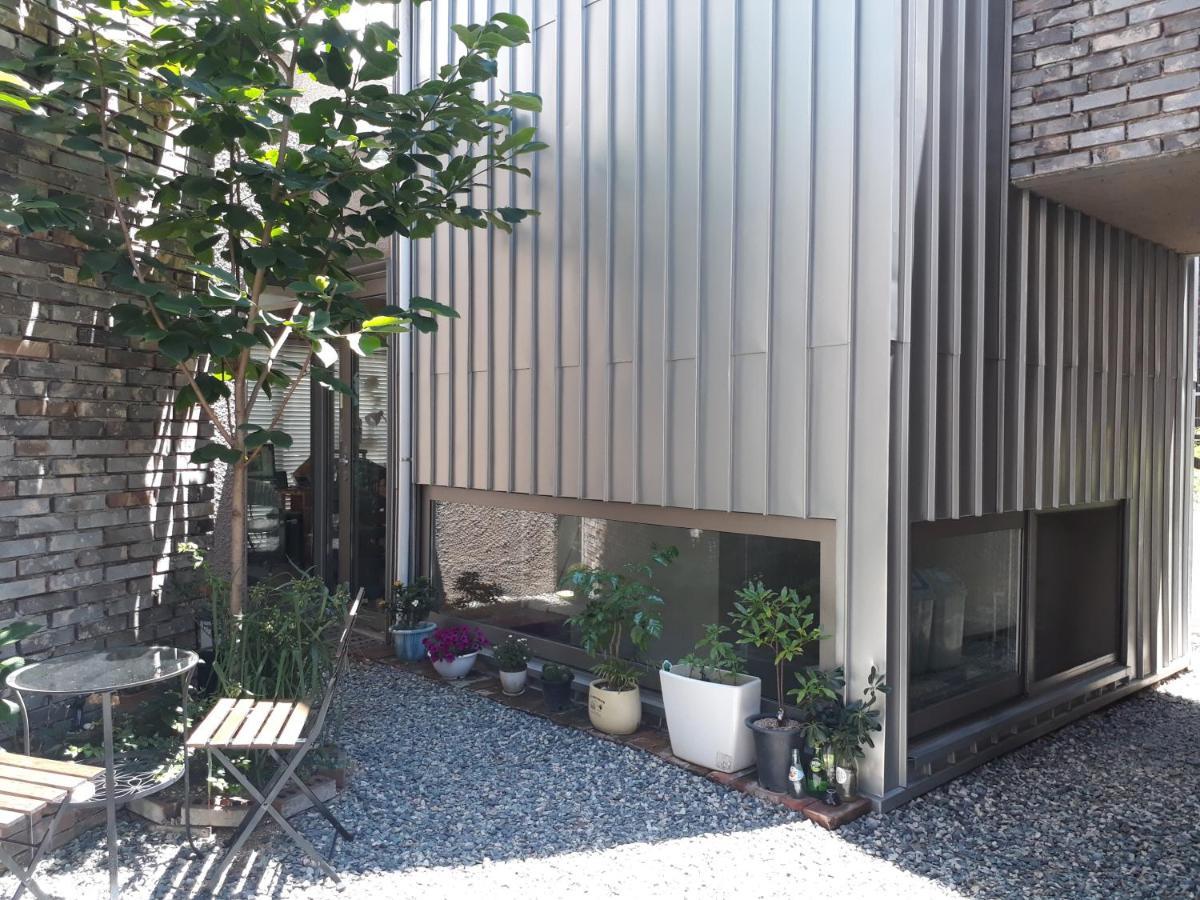 Inside Busan Hostel Ngoại thất bức ảnh